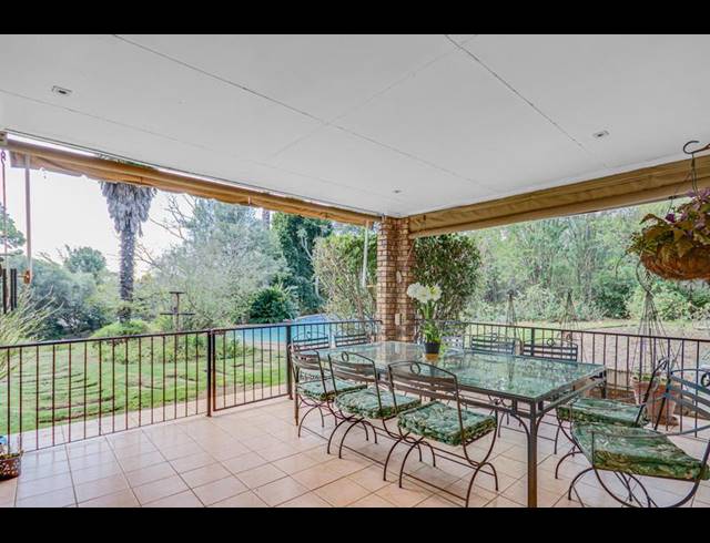 5 BEDROOM HOUSE FOR SALE IN BRYANSTON